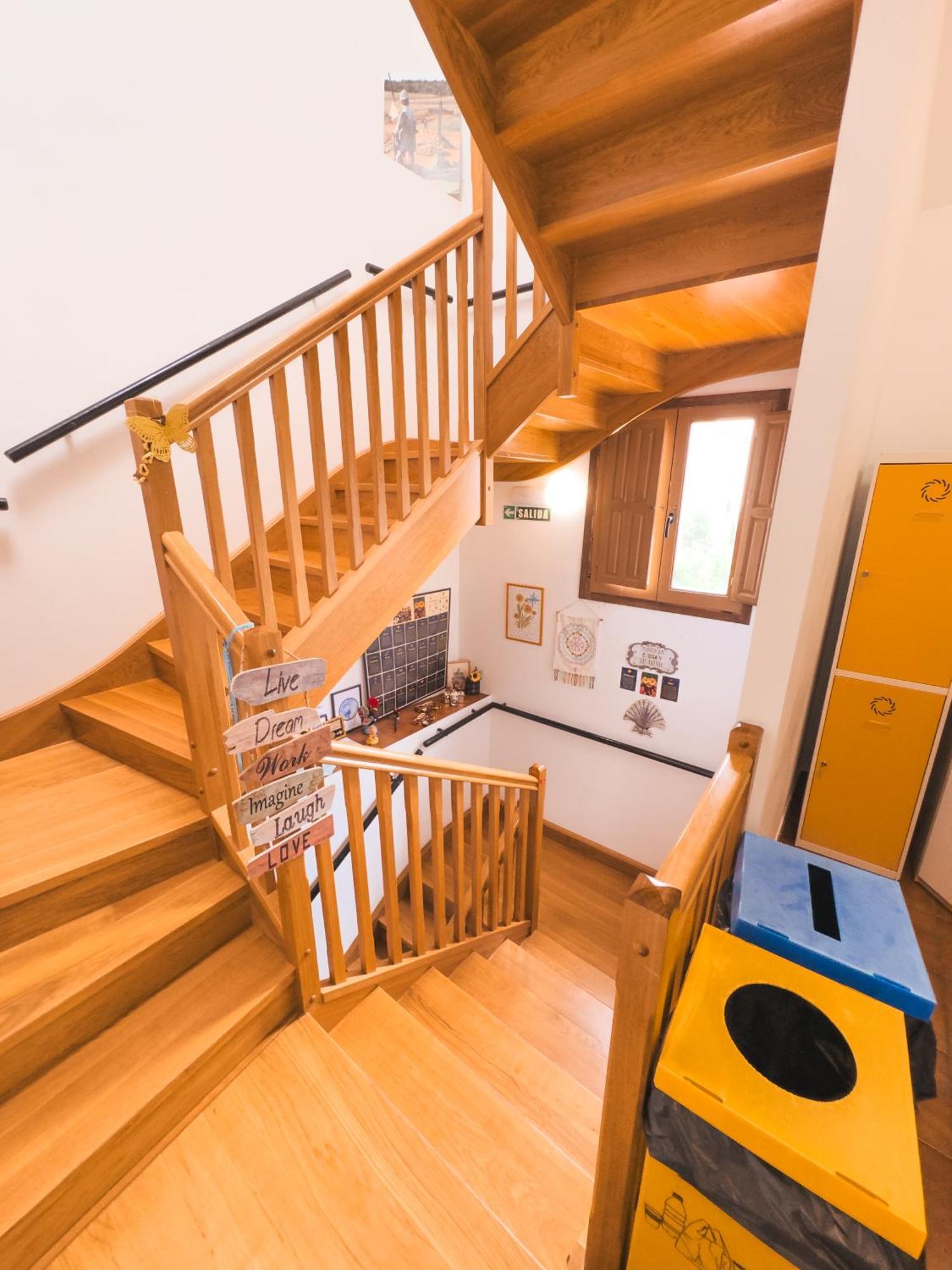 Albergue Estrella Guia Puente la Reina Extérieur photo